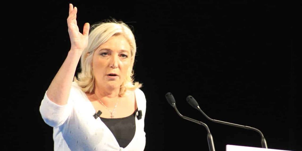 le pen juges melenchon