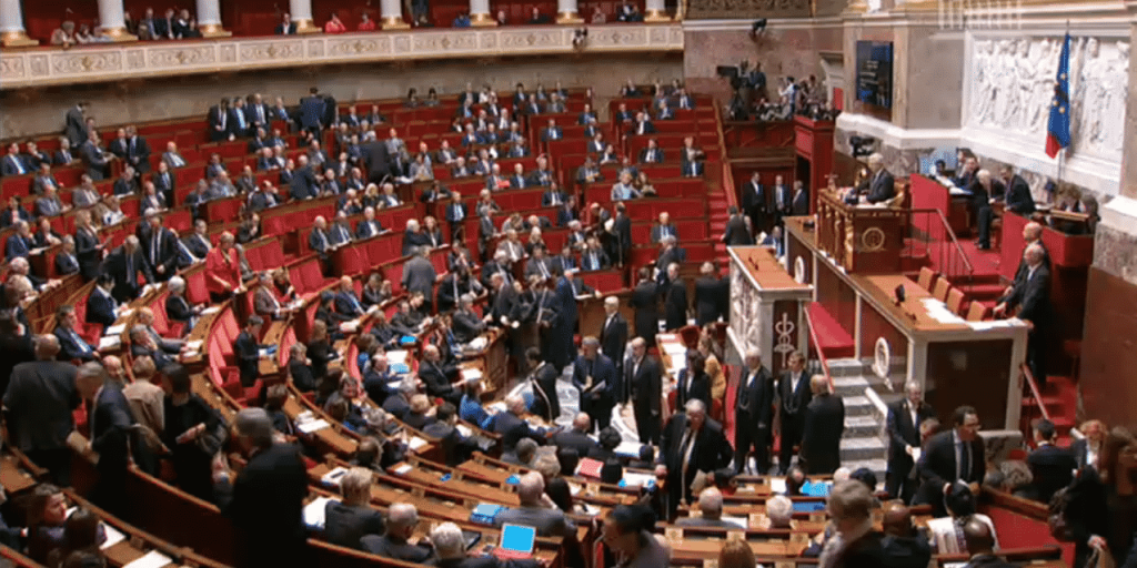 un peu de dignite melenchon