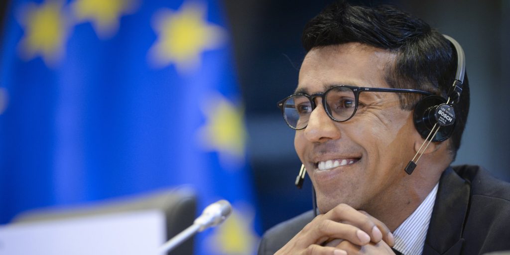 younous omarjee lettre bernard cazeneuve religion jean luc melenchon