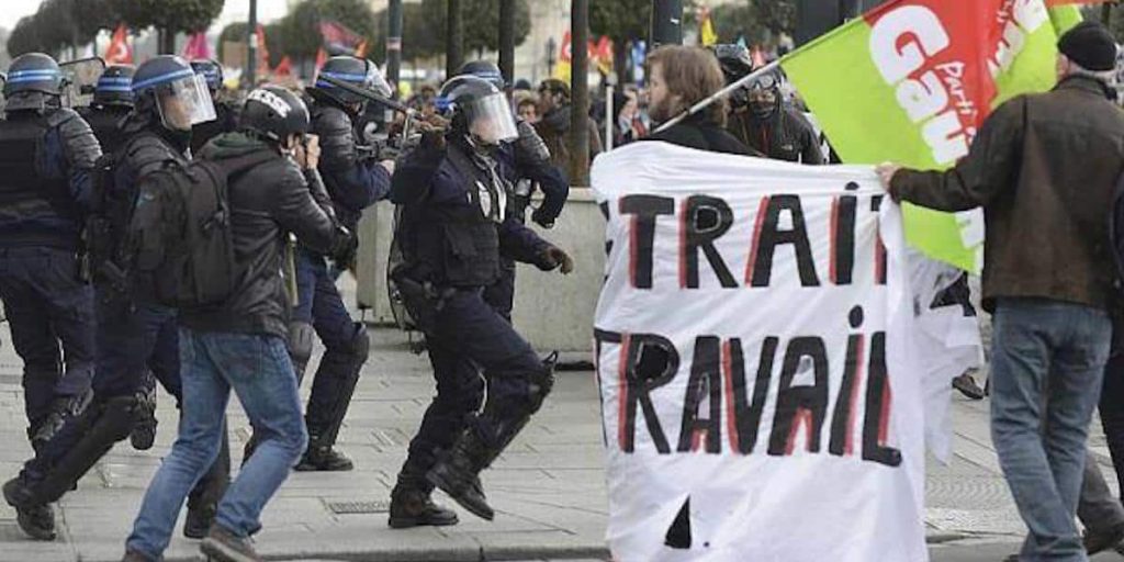 melenchon violence police mouvement social