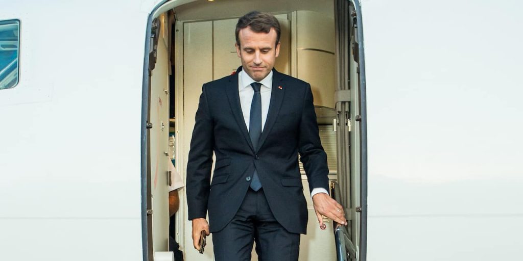 macron cajole riches