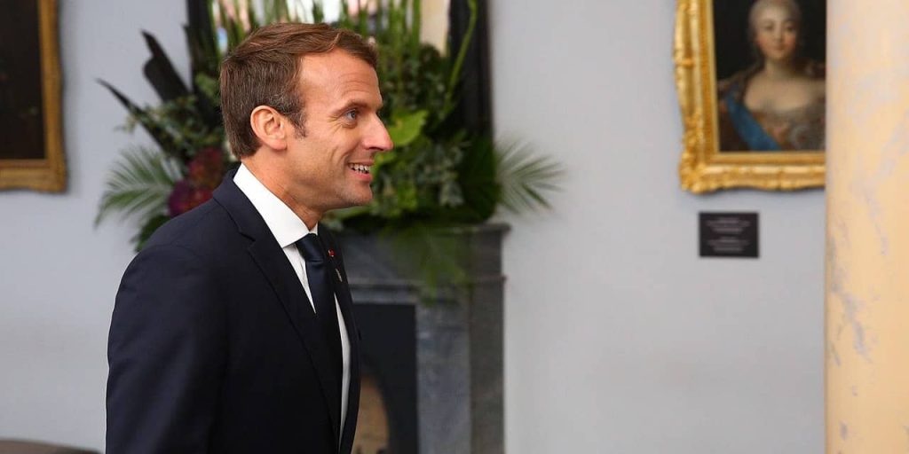 macron conf eveques
