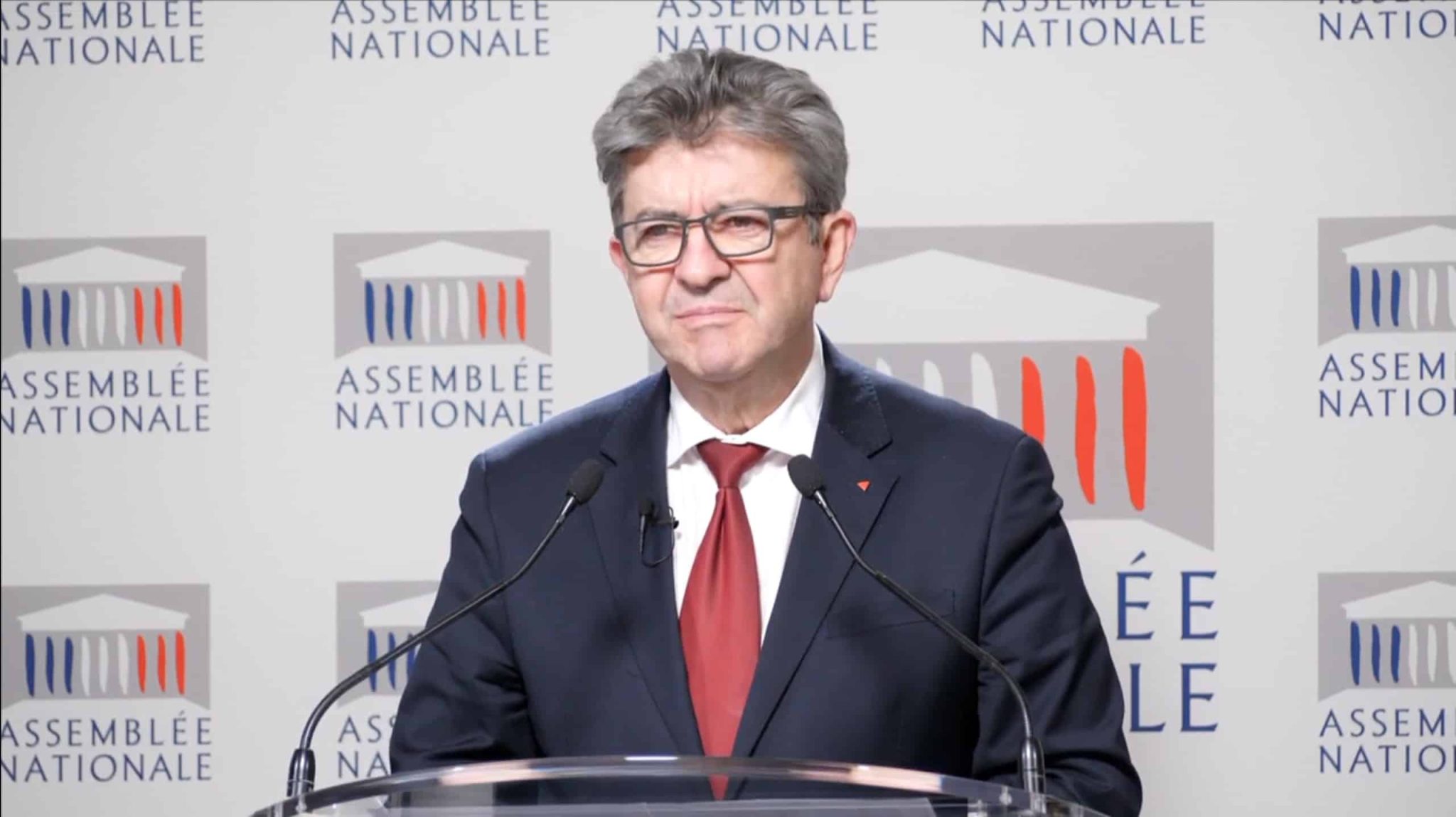 melenchon repond a macron