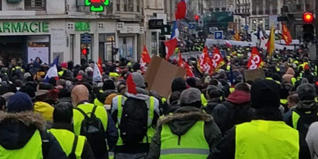 gilets jaunes greve generale