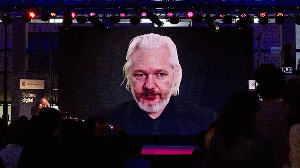julian assange
