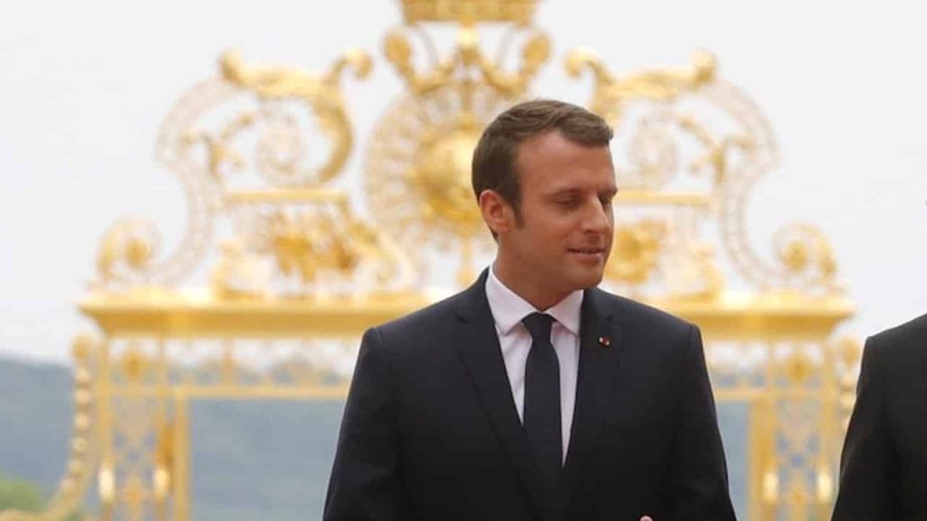 macron versailles