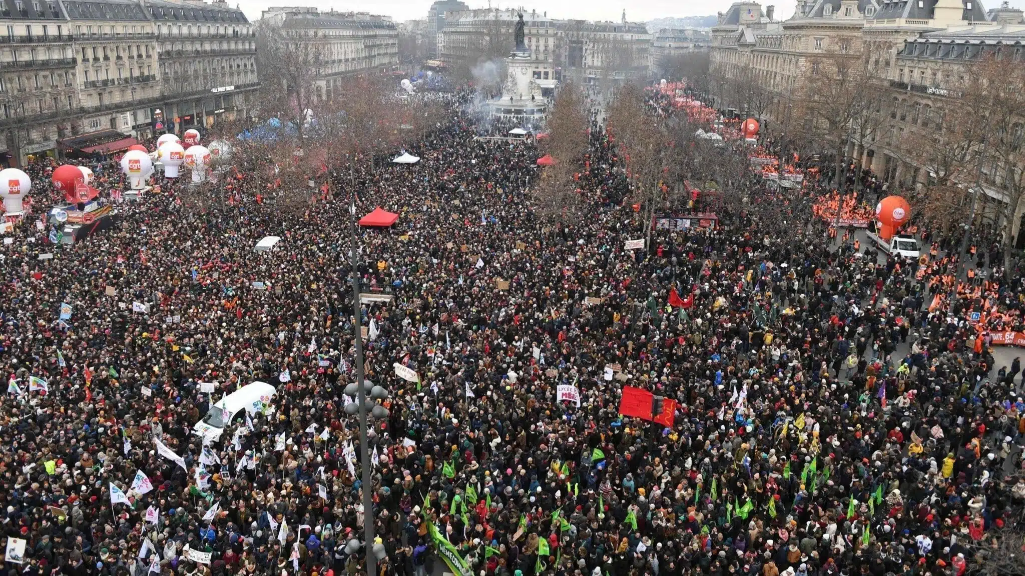 La mobilisation en net rebond partout en France. - Page 25 Republique.jpg